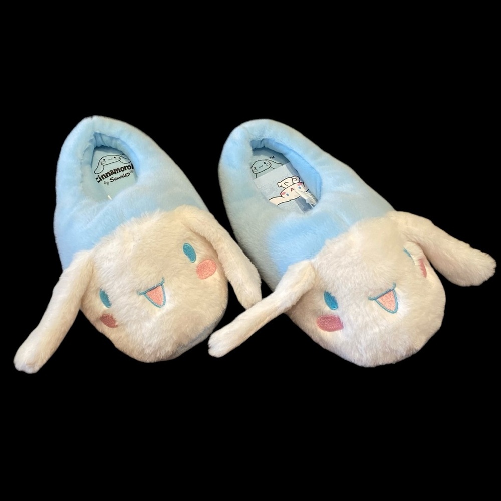 Women’s Sanrio Hello Kitty Cinnamoroll Blue Slippers Size 7/8 or 9/10 Med Width